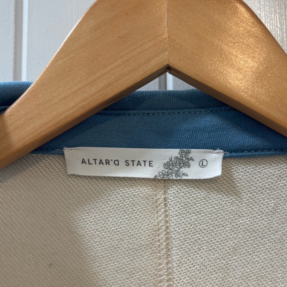 Altar'd State Blake Striped Polo Cropped Pullover Long Sleeve Size Large - Picture 5 of 7